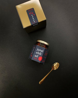 
                  
                    Load image into Gallery viewer, Black Label Chili Oil - Gift Set
                  
                